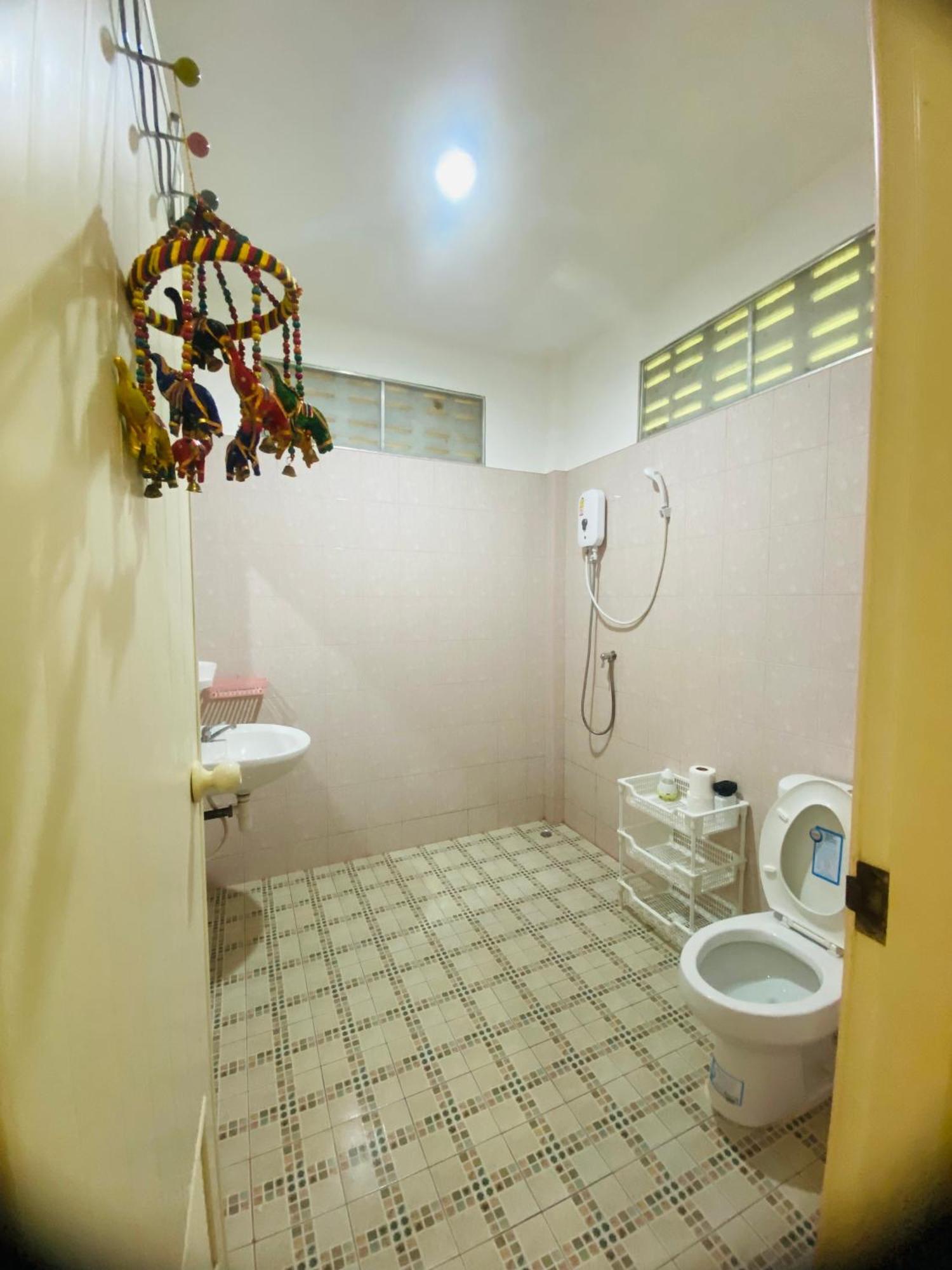 Ganesha Bungalow At Ya Nui Beach Phuket Kültér fotó